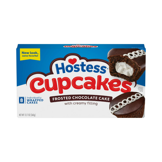 Chocolate or orange-flavored cakes